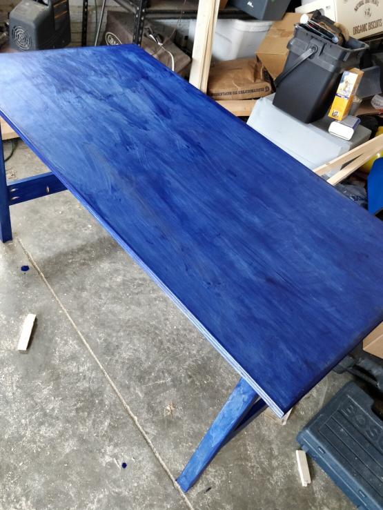 Matte blue stain